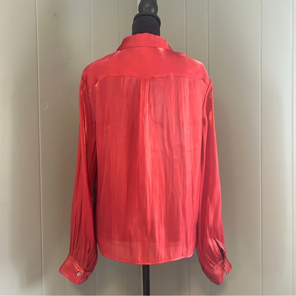 Vince Camuto Satin Sheer Red Button-Up Blouse Size Lare - Picture 4 of 10